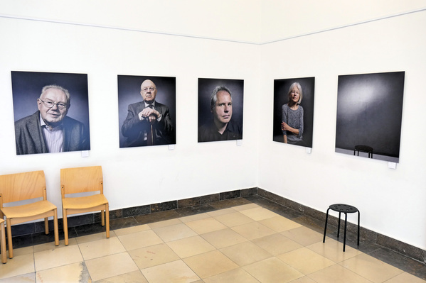 wechselnde Ausstellungen im Hauptgebäude B